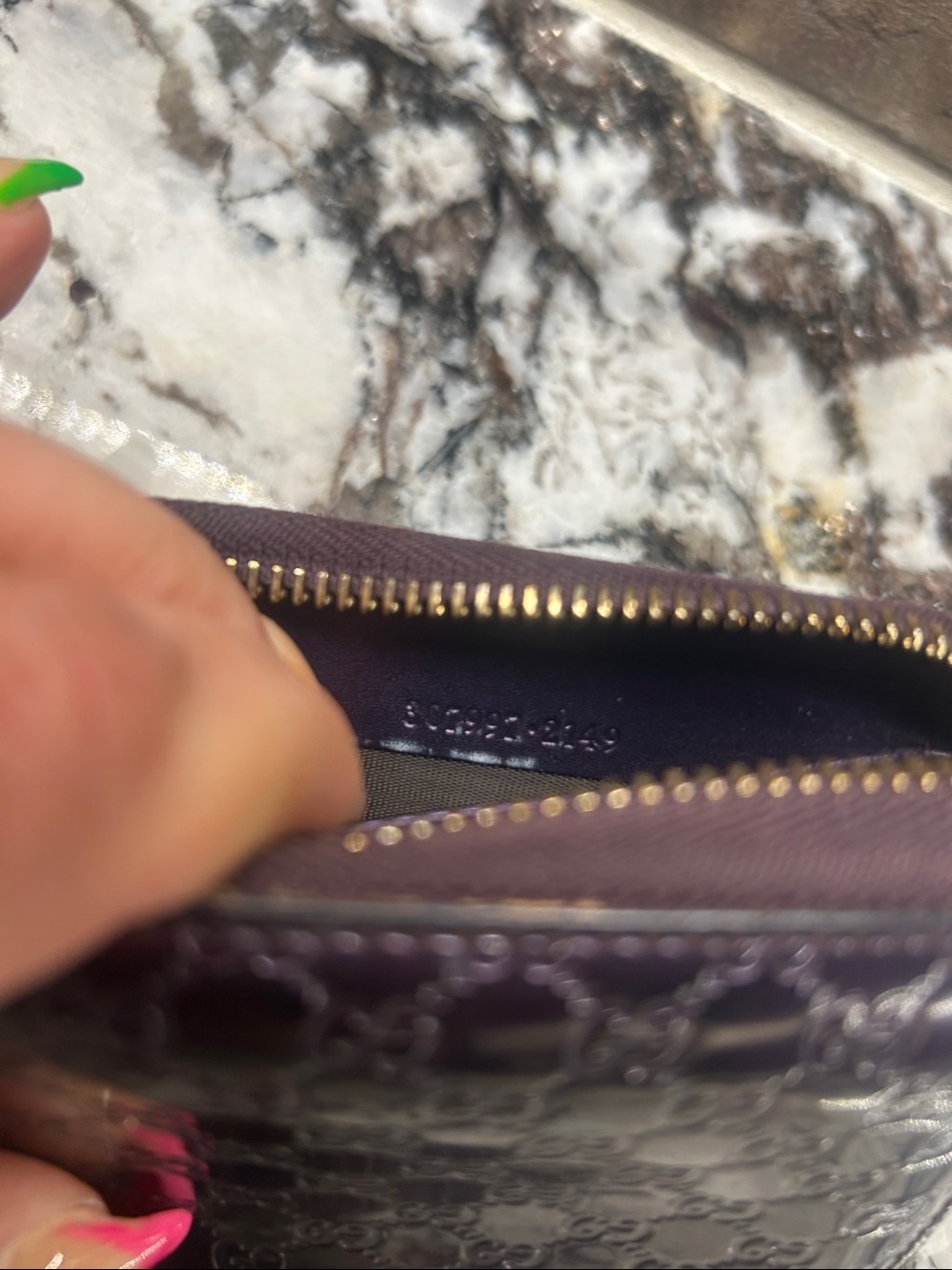 Gucci Glossy Deep Purple Micro GG Guccissima Zip-Around Wallet with Heart Charms - Picture 13 of 14